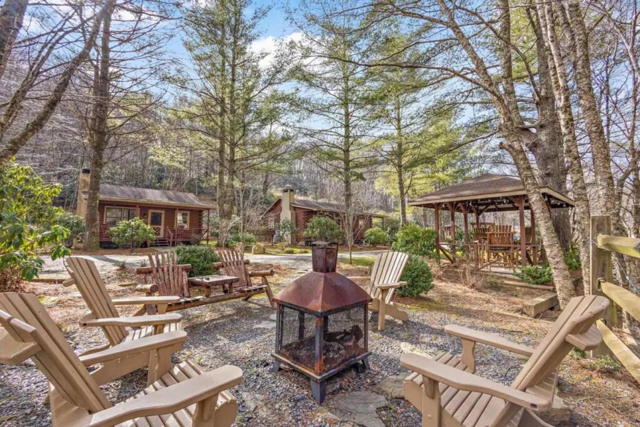 Log Cabin On Peaceful River Blowing Rock Esterno foto
